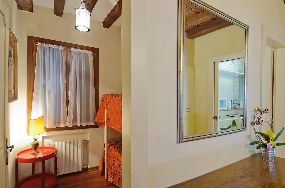 Sant'Angelo - Fenice Apartments In Venice