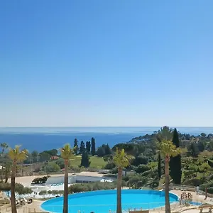 cap-esterel-agay-st-raphael-vue-mer.fr-provencehotel.com/