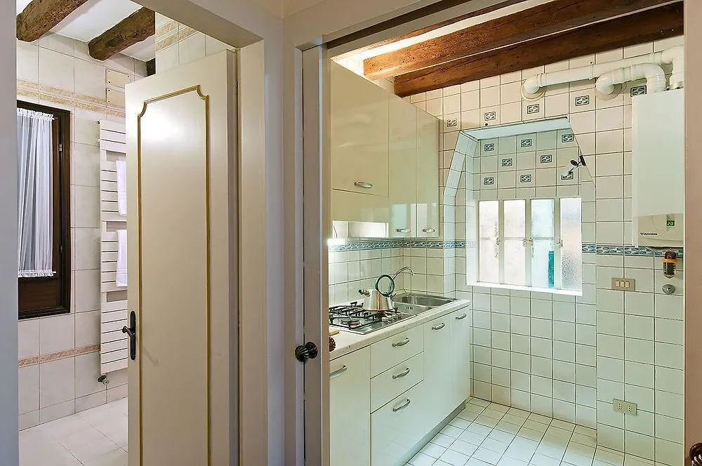 Sant'Angelo - Fenice Apartments In Venise