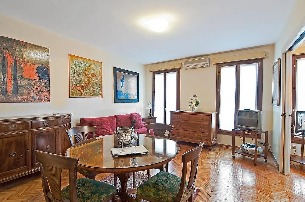 Sant'Angelo - Fenice Apartments In Venise 0*,