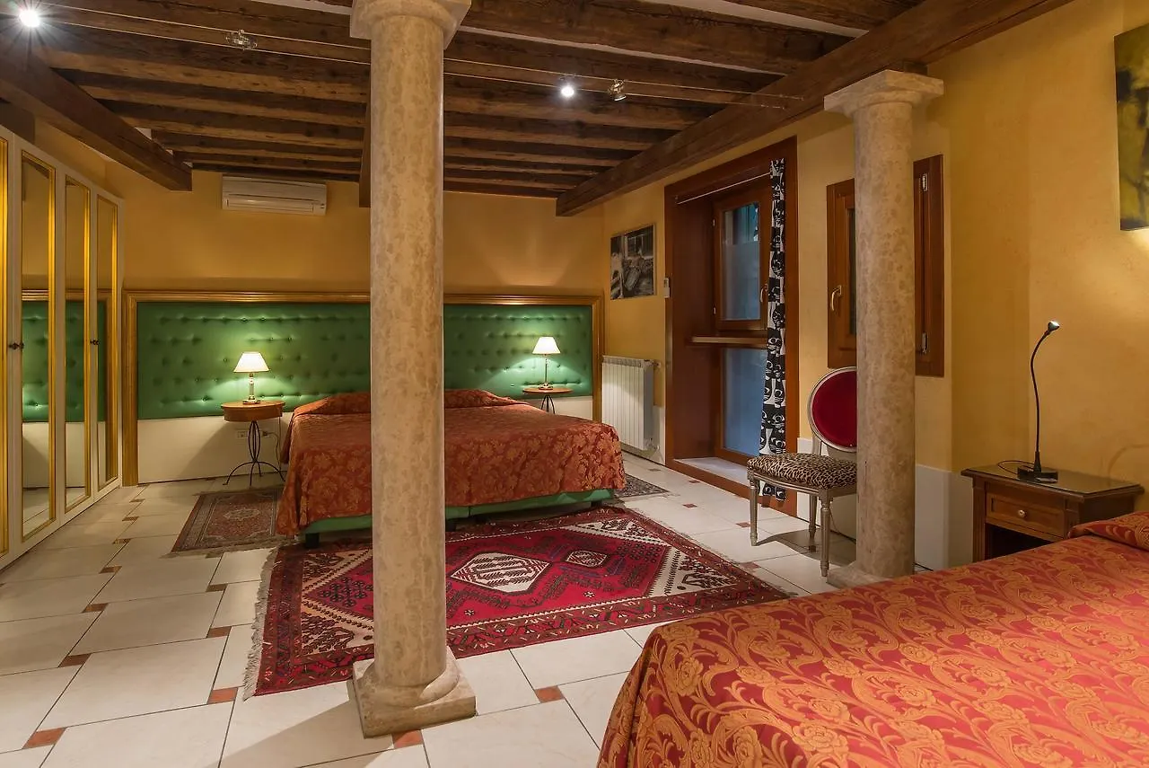 Sant'Angelo - Fenice Apartments In Venise