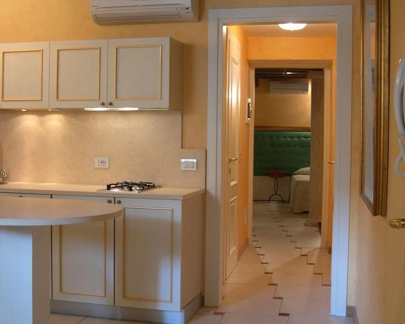 Sant'Angelo - Fenice Apartments In Benátky